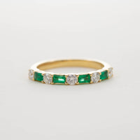 18CT YG EMERALD & DIAMOND HALF ETERNITY RING
