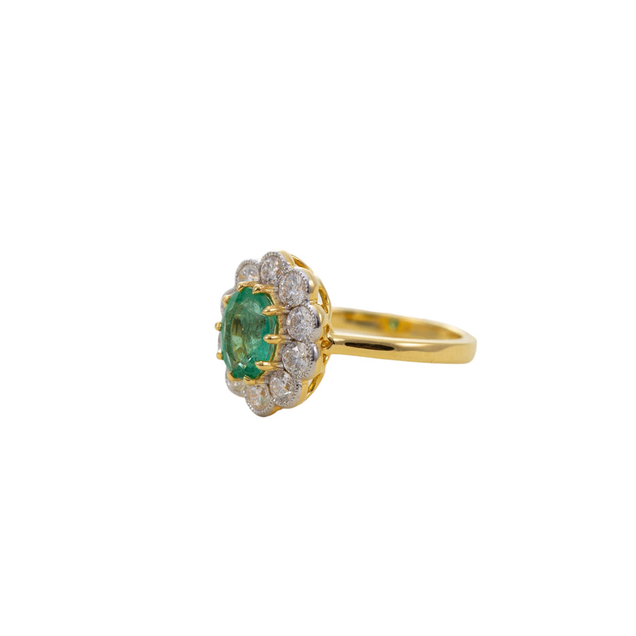 18CT YG EMERALD & DIAMOND CLUSTER RING