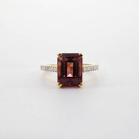 18CT YG PINK TOURMALINE & DIAMOND RING