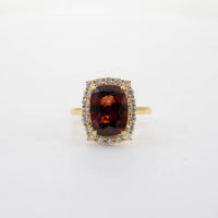 18CT YG RECTANGULAR GARNET & DIAMOND CLUSTER RING