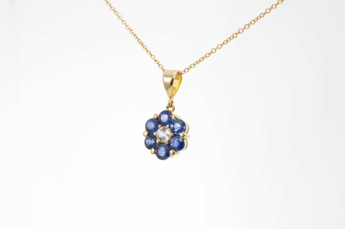 18CT YG SAPPHIRE & DIA DAISY CLUSTER PENDANT