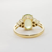 18CT YG CHRYSOBERYL WITH DIAMOND SHOULDERS