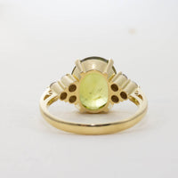 18CT YG CHRYSOBERYL WITH DIAMOND SHOULDERS