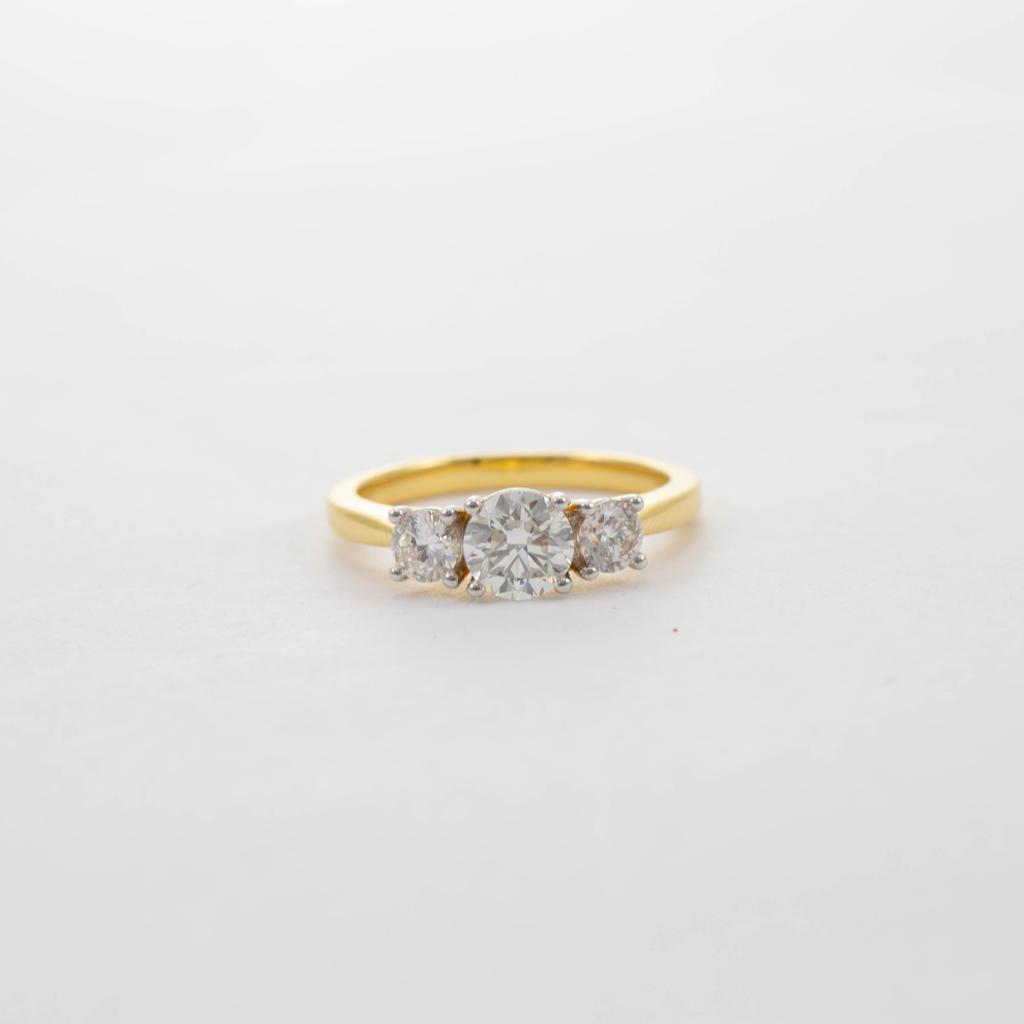 18CT YG DIAMOND THREE STONE RING