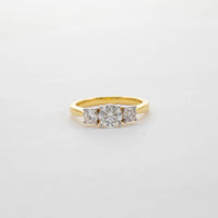 18CT YG DIAMOND THREE STONE RING