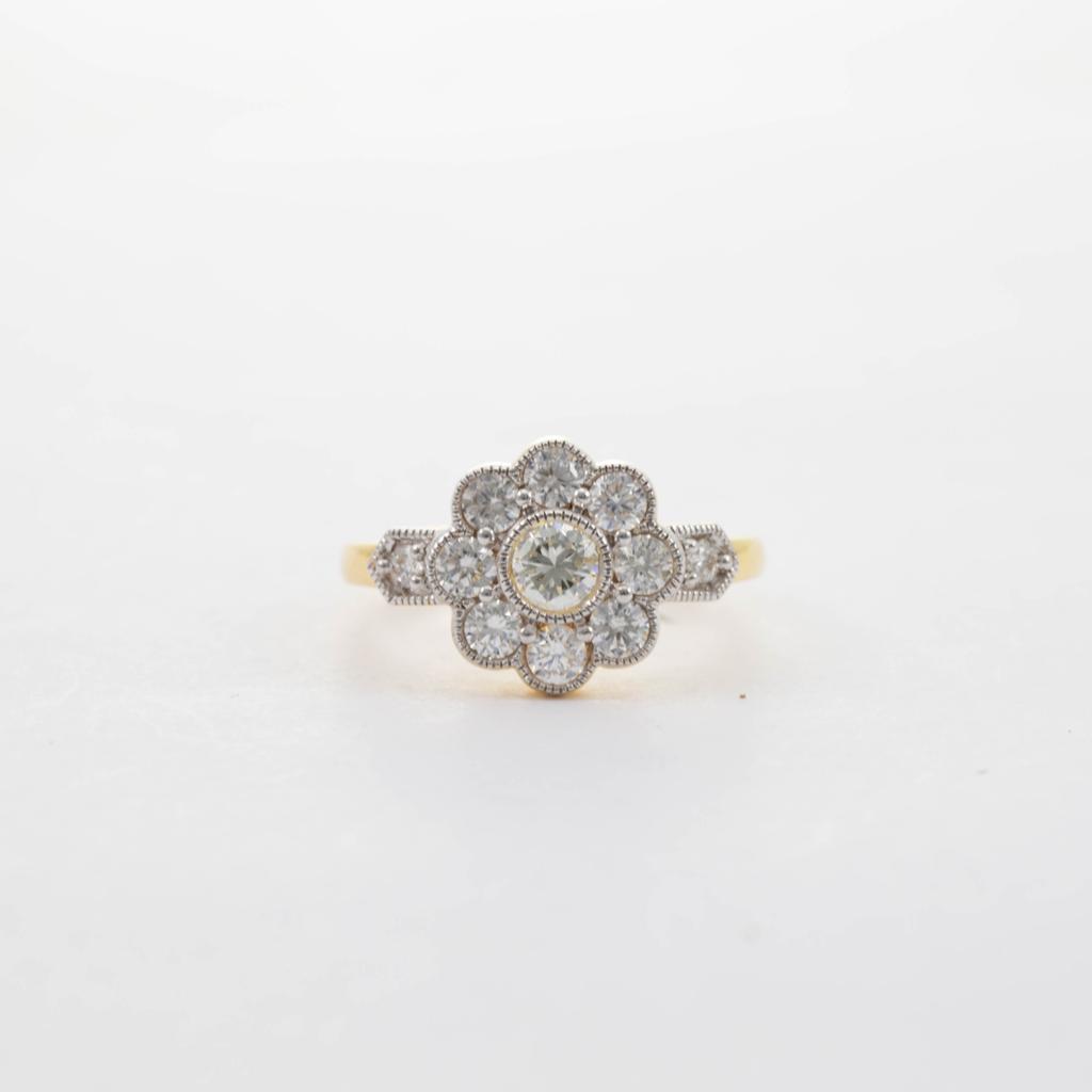 18CT YG DIAMOND DAISY CLUSTER RING