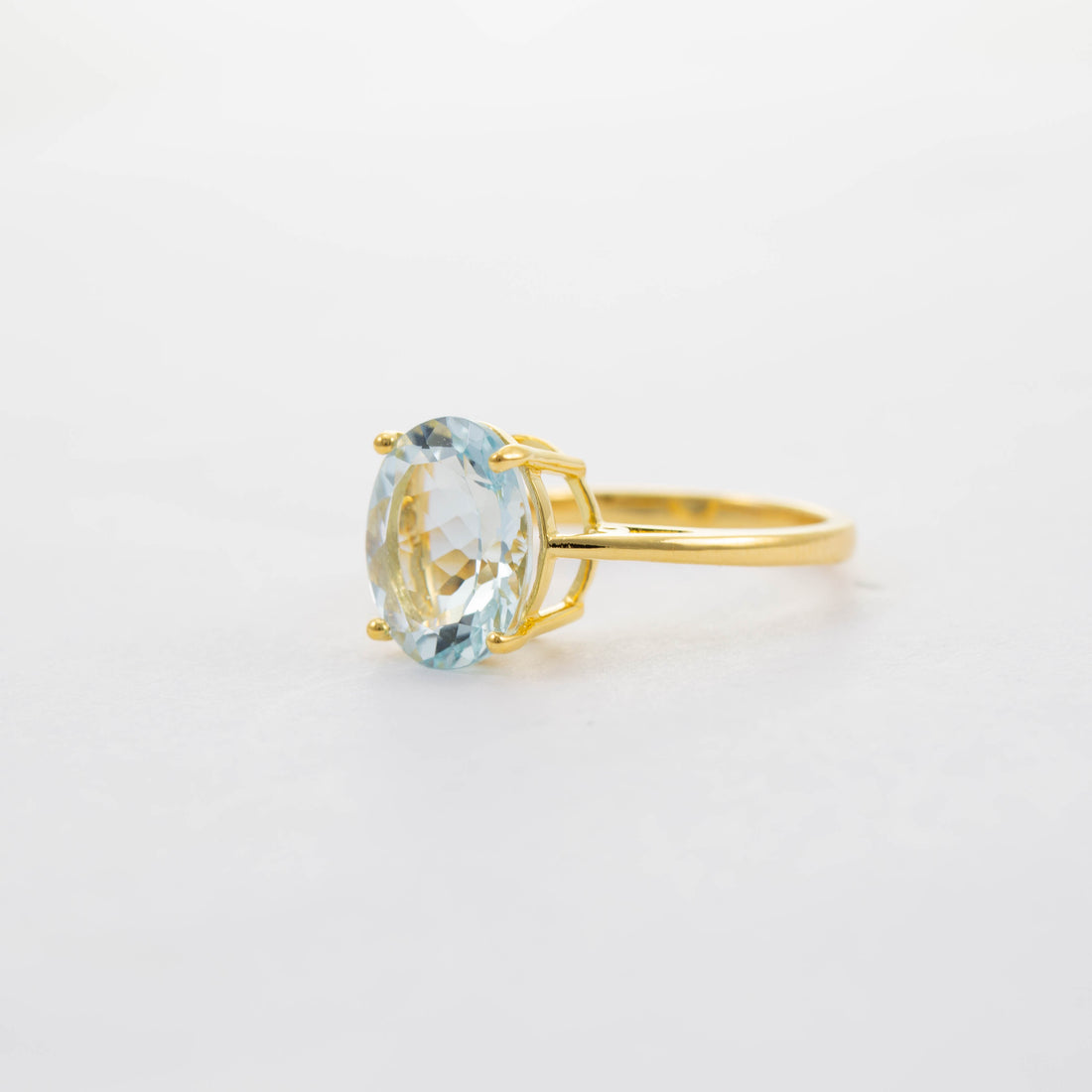 9CT YG LARGE AQUAMARINE RING 4.33CT