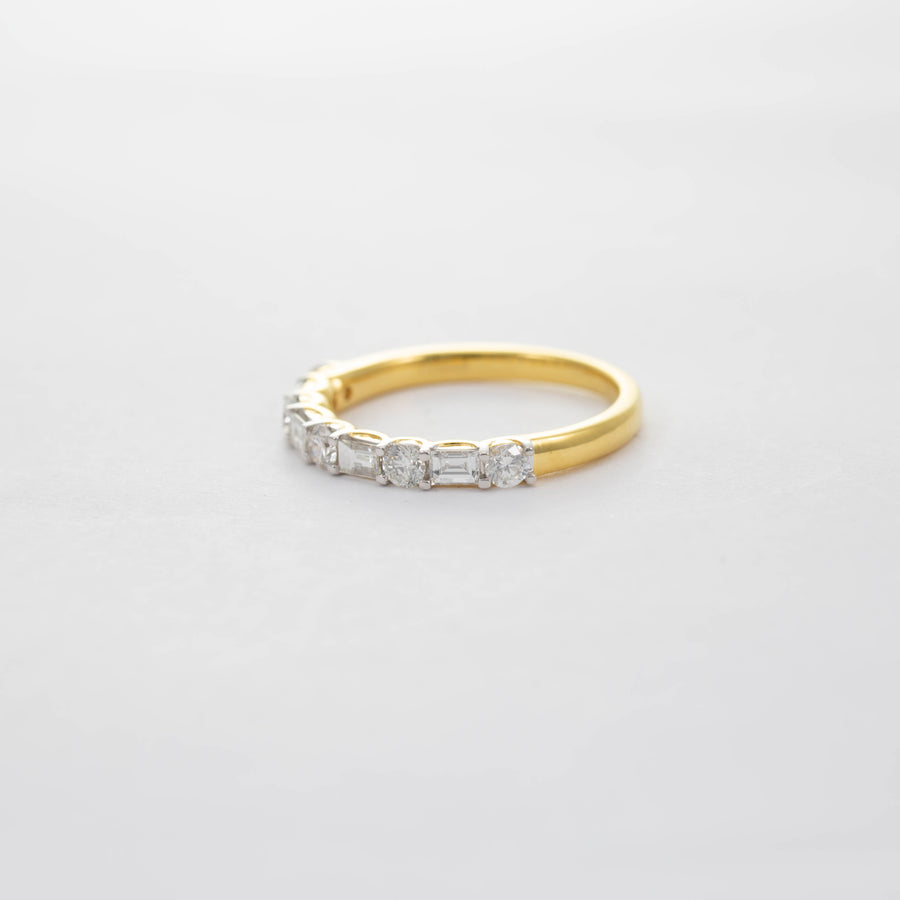 18CT YG BAGUETTE & BRILLIANT CUT DIAMOND HALF ETERNITY RING