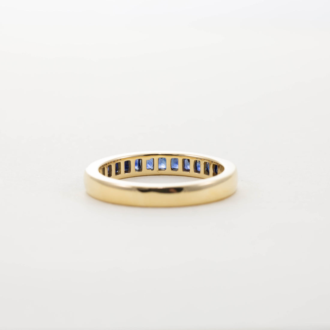 18ct YG Princess cut Sapphire Half Eternity Ring 0.85CT