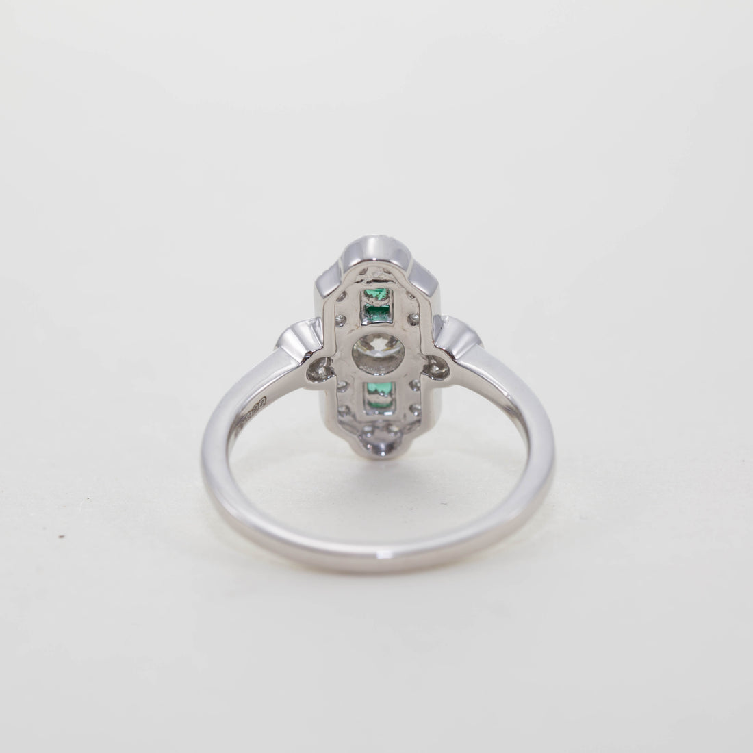 PLATINUM DECO STYLE EMERALD & DIAMOND CLUSTER RING