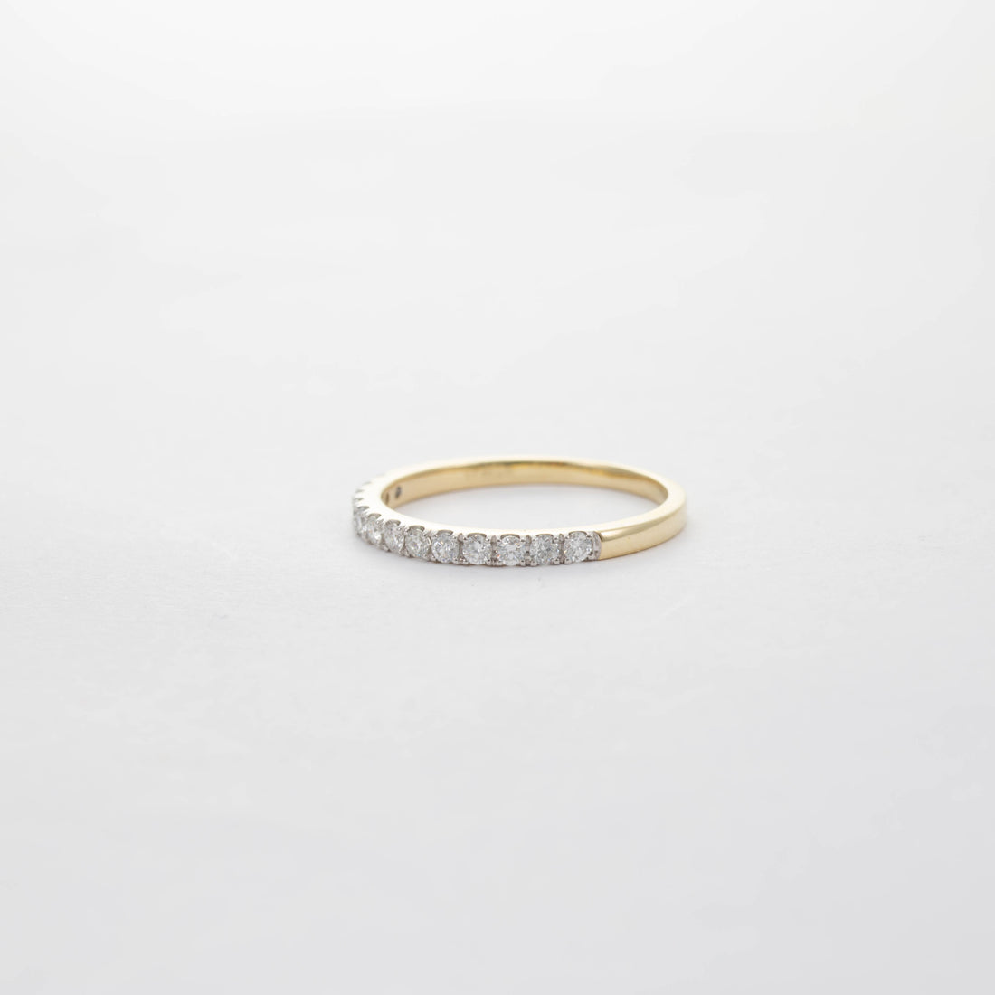 9CT YG 13 STONE DIAMOND BAND