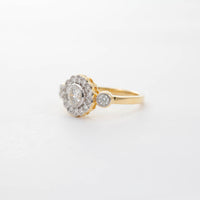 18CT YG DIAMOND DAISY CLUSTER WITH DIAMOND SHOULDERS