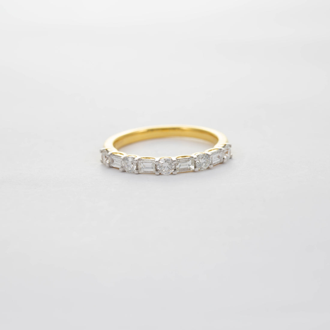 18CT YG BAGUETTE & BRILLIANT CUT DIAMOND HALF ETERNITY RING