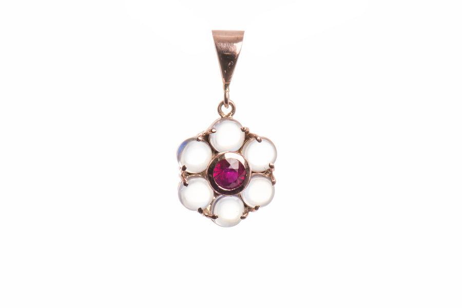 Circular Pearl Cluster Pendant