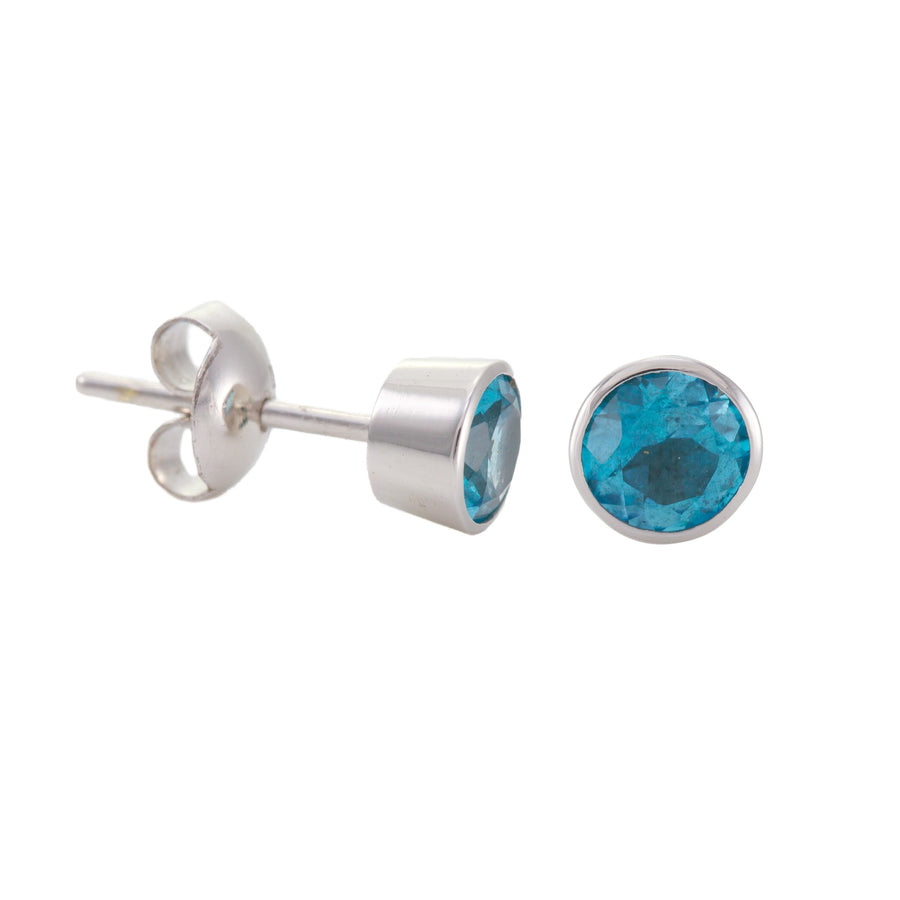 Medium Round Stud Earrings