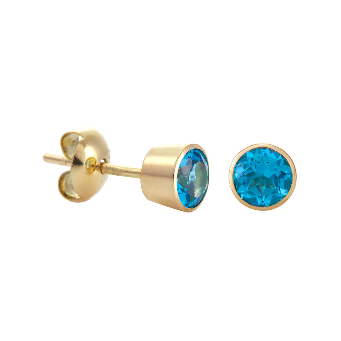 Medium Round Stud Earrings