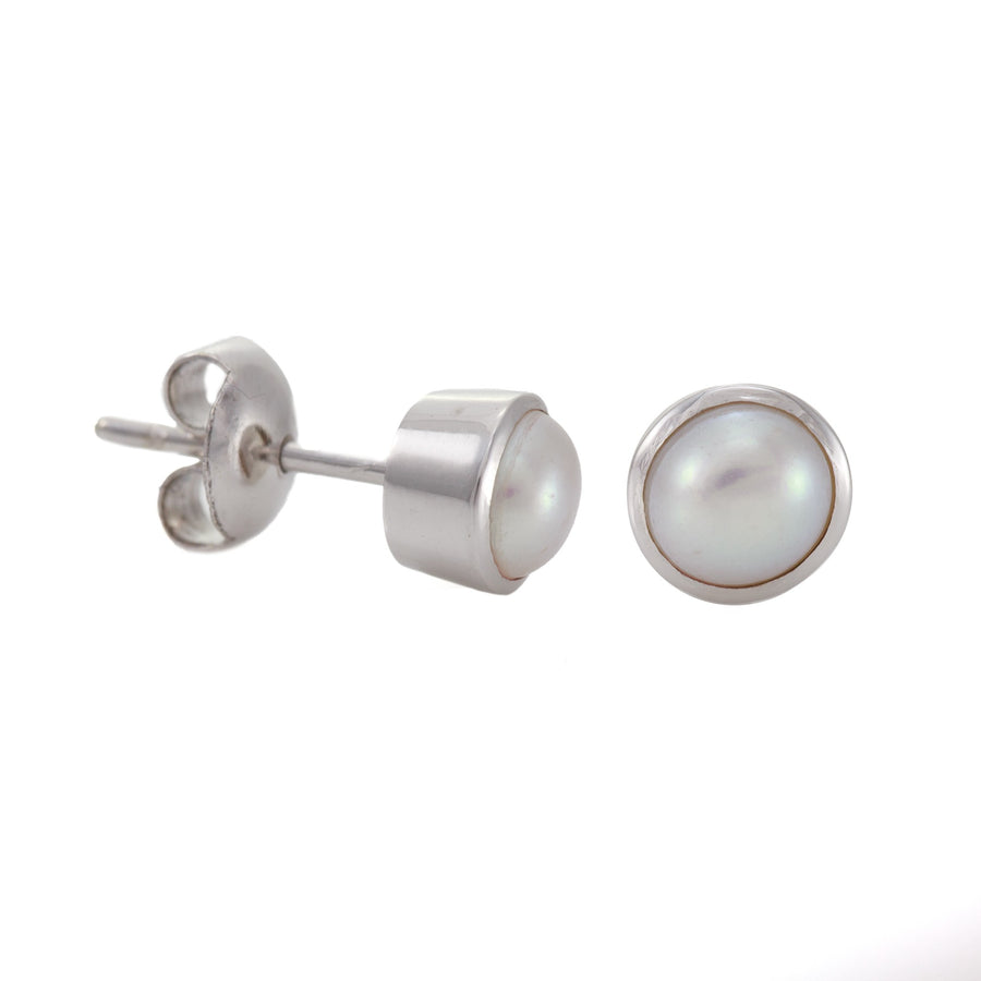 Medium Round Stud Earrings