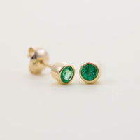 Medium Round Stud Earrings