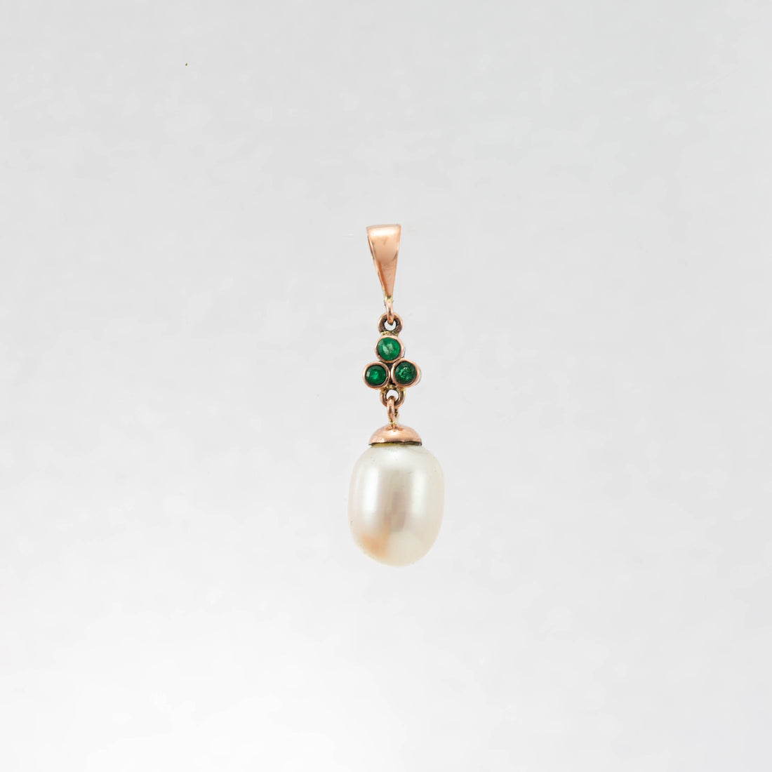 Teardrop & Pearl Trefoil Pendant