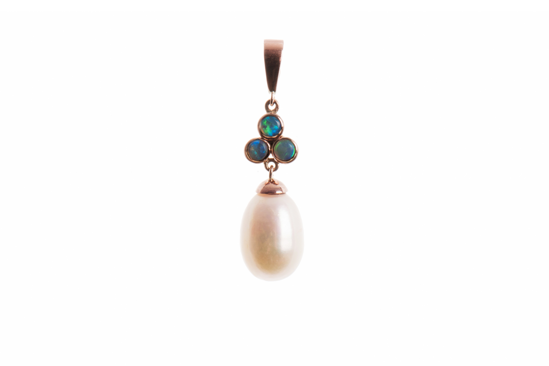 Teardrop & Pearl Trefoil Pendant